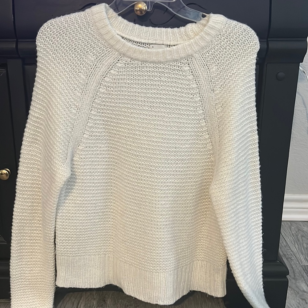 White knit sweater